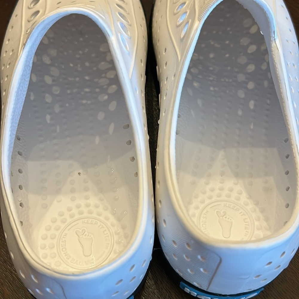 Native Jefferson Women's Size 9 - Picture 5 of 9